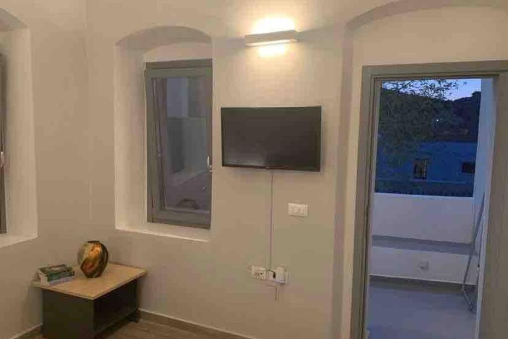 Evi Apartment room 6